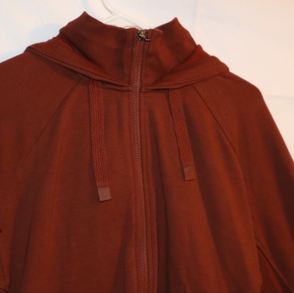 ATHLETA Triumph Hoodie Sweatshirt Jacket | Decadent Red Size LARGE  #486251 - Picture 9 of 13